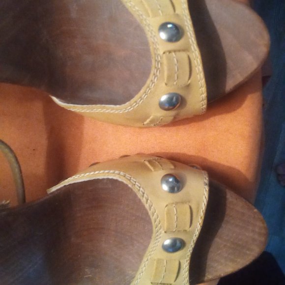 Dolce and Gabbana wooden platforms metal studded barely worn criss cross ankle s - Picture 3 of 5